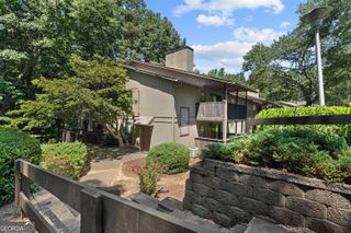 2403 Cumberland Court SE, Smyrna, GA 30080