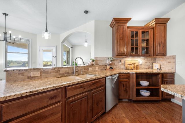 9002 E 87th St S, Derby, KS 67037
