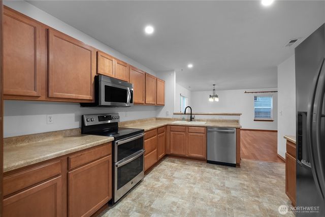 2011 Pleasure Drive SE, Tumwater, WA 98501