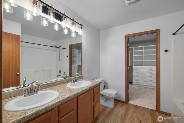 2011 Pleasure Drive SE, Tumwater, WA 98501