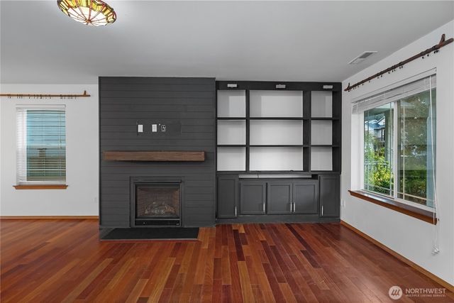 2011 Pleasure Drive SE, Tumwater, WA 98501