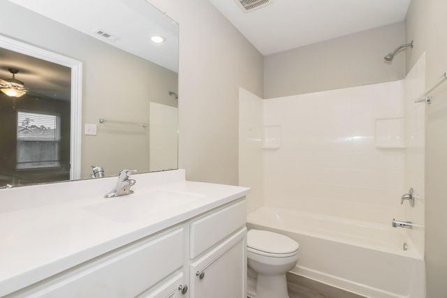 26120 Hals Drive, Magnolia, TX 77355