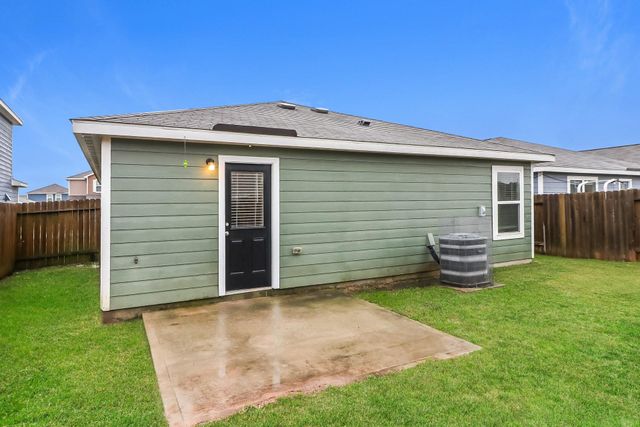 26120 Hals Drive, Magnolia, TX 77355