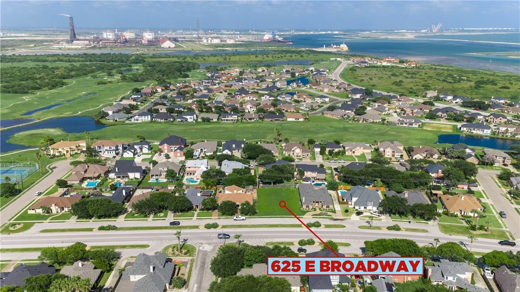 625 Broadway Blvd, Portland, TX 78374 — photo 4