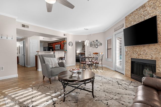 15095 N THOMPSON PEAK Parkway 1045, Scottsdale, AZ 85260