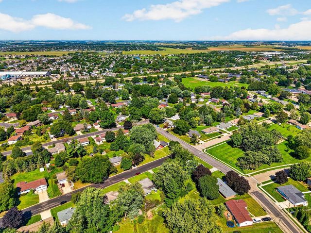 419 W Elm STREET, Sun Prairie, WI 53590
