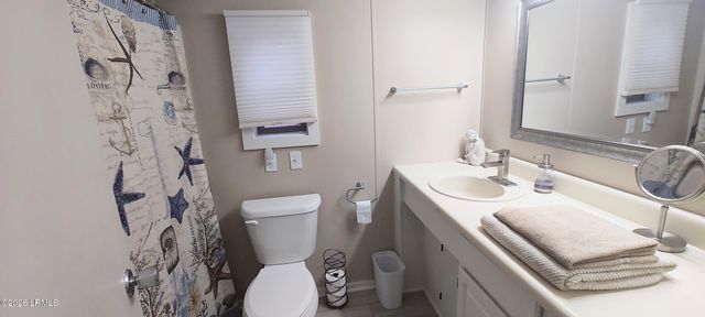 11 Sea Breeze Way, Beaufort, SC 29907