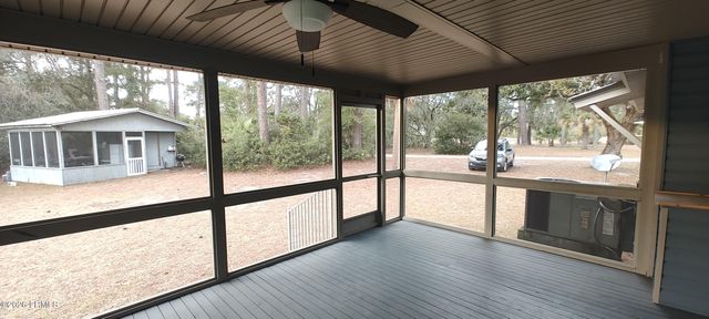 11 Sea Breeze Way, Beaufort, SC 29907