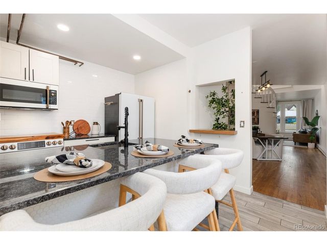 2921 Curtis St, Denver, CO 80205