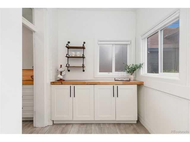 2921 Curtis St, Denver, CO 80205