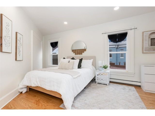 2921 Curtis St, Denver, CO 80205