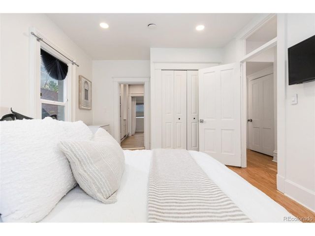 2921 Curtis St, Denver, CO 80205