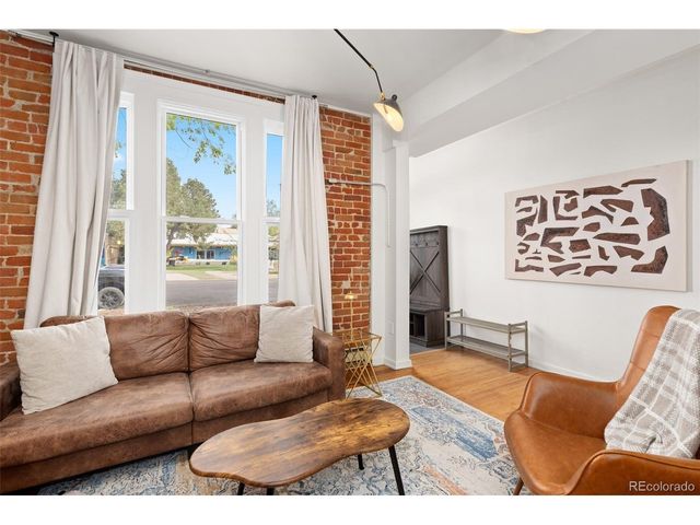 2921 Curtis St, Denver, CO 80205