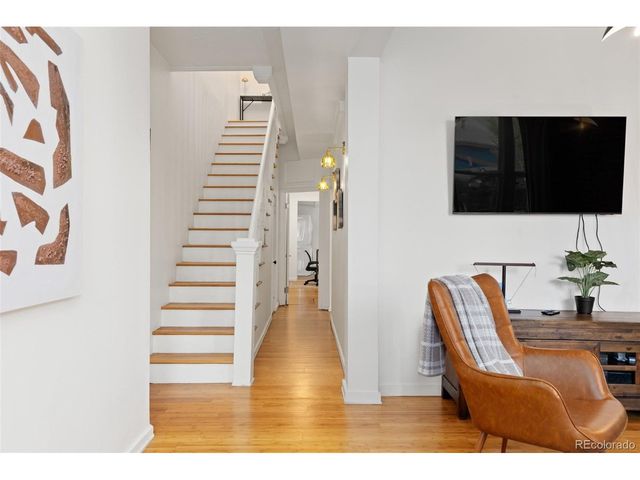 2921 Curtis St, Denver, CO 80205