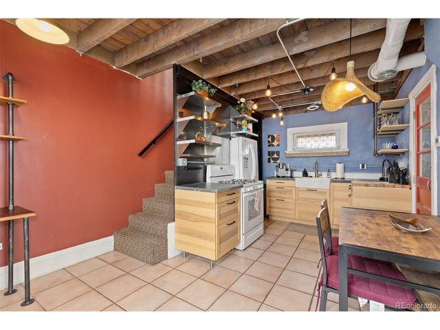 2921 Curtis St, Denver, CO 80205