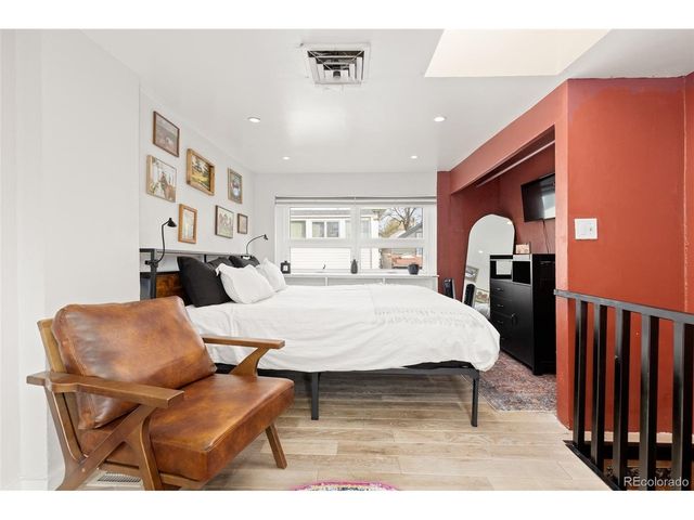 2921 Curtis St, Denver, CO 80205