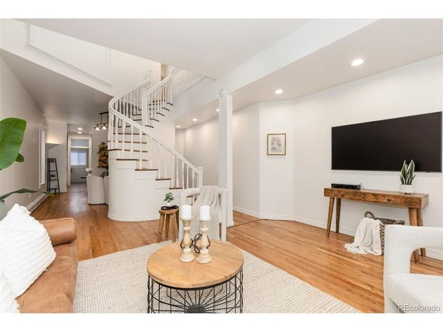 2921 Curtis St, Denver, CO 80205