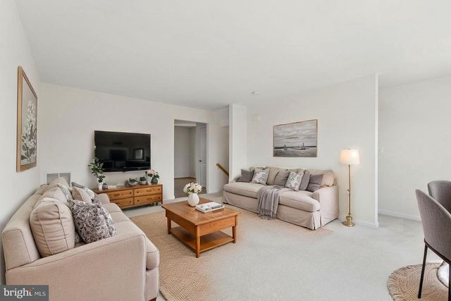 41866 DIABASE SQ, Aldie, VA 20105