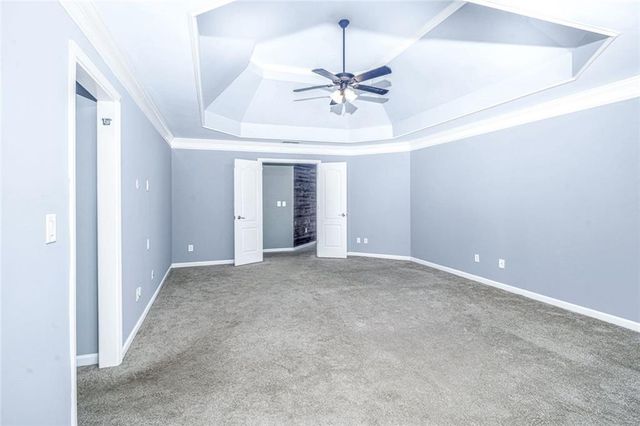 2113 SW Autumn Chase Drive, Stockbridge, GA 30281