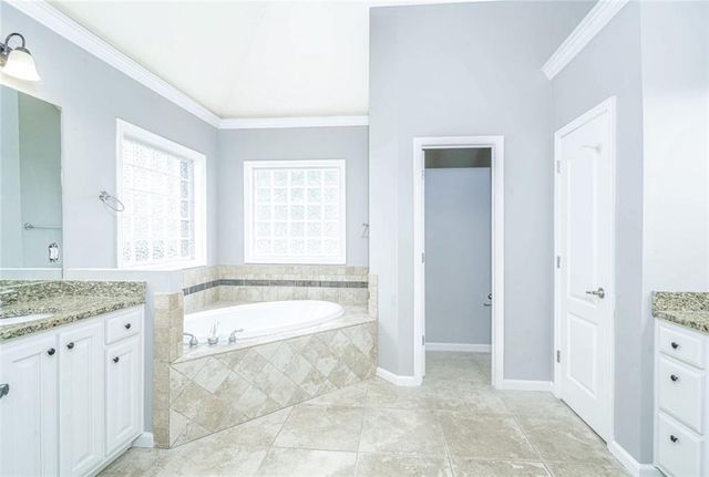 2113 SW Autumn Chase Drive, Stockbridge, GA 30281