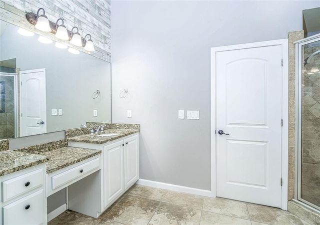 2113 SW Autumn Chase Drive, Stockbridge, GA 30281