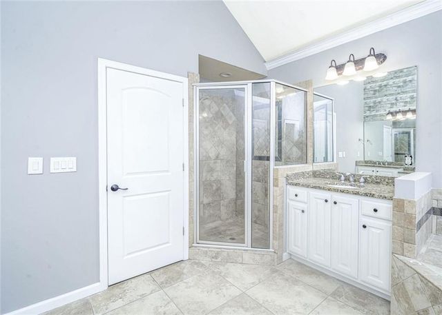 2113 SW Autumn Chase Drive, Stockbridge, GA 30281