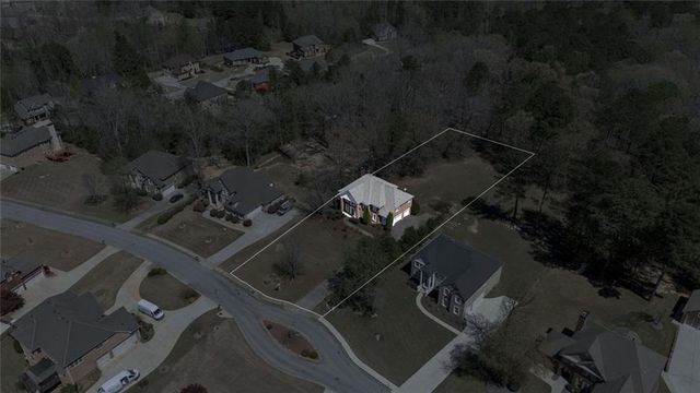 2113 SW Autumn Chase Drive, Stockbridge, GA 30281