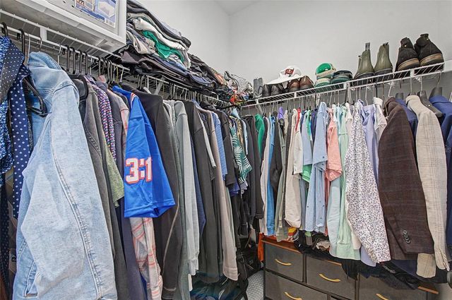911 E OSBORNE AVENUE A, Tampa, FL 33603