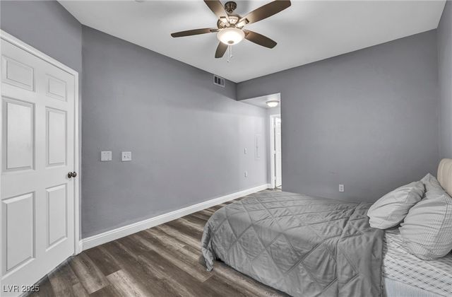 10245 South Maryland Parkway 106, Las Vegas, NV 89183