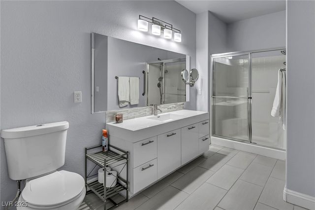 10245 South Maryland Parkway 106, Las Vegas, NV 89183