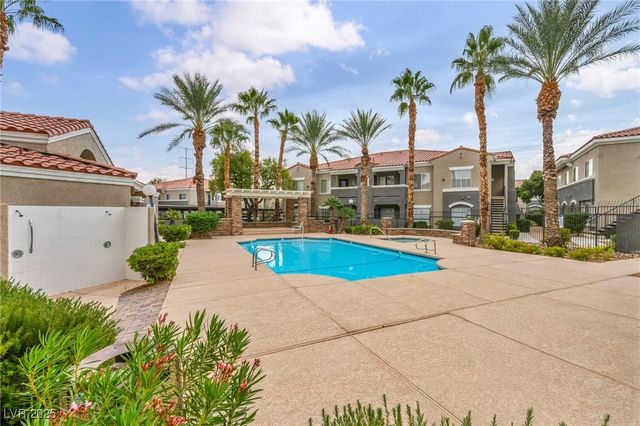 10245 South Maryland Parkway 106, Las Vegas, NV 89183