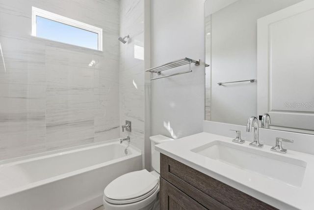 15820 PENDIO DRIVE, Montverde, FL 34756