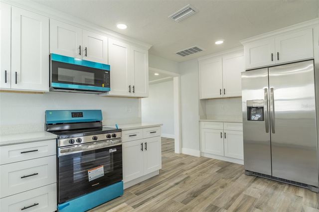 116 85TH AVENUE N, St Petersburg, FL 33702