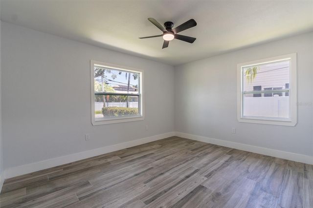 116 85TH AVENUE N, St Petersburg, FL 33702