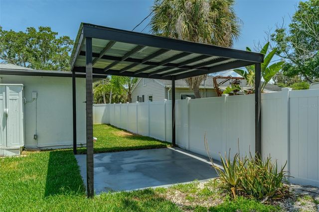 116 85TH AVENUE N, St Petersburg, FL 33702