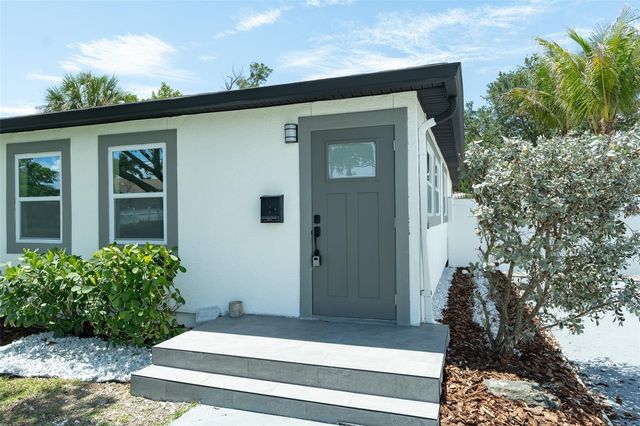 116 85TH AVENUE N, St Petersburg, FL 33702