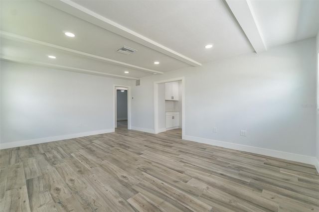 116 85TH AVENUE N, St Petersburg, FL 33702