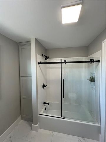 2634 Lucille Avenue, St Joseph, MO 64506