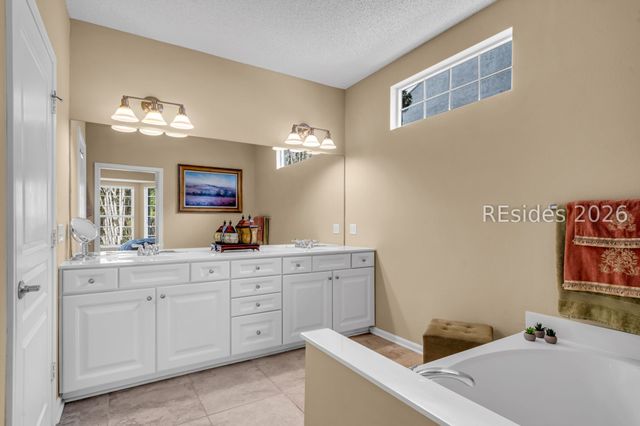 25 Concession Oak Dr, Bluffton, SC 29909