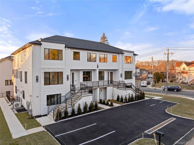 1 Dykstras Way W 201, Monsey, NY 10952