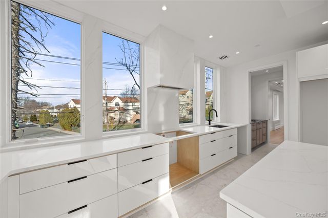 1 Dykstras Way W 201, Monsey, NY 10952