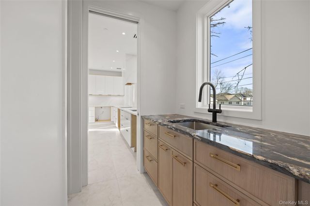 1 Dykstras Way W 201, Monsey, NY 10952