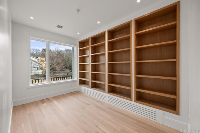 1 Dykstras Way W 201, Monsey, NY 10952