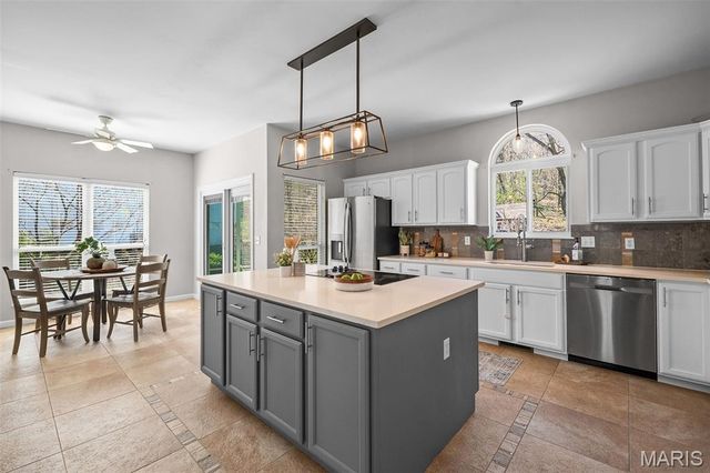 15927 Forest Valley Drive, Ballwin, MO 63021