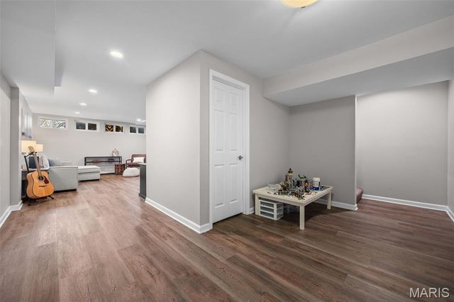 15927 Forest Valley Drive, Ballwin, MO 63021