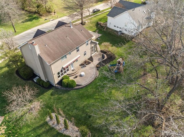 15927 Forest Valley Drive, Ballwin, MO 63021