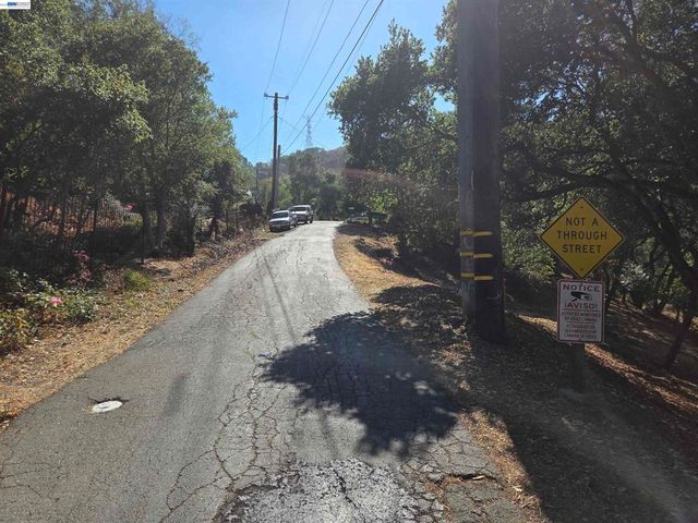 12 Vista Del Orinda, Orinda, CA 94563