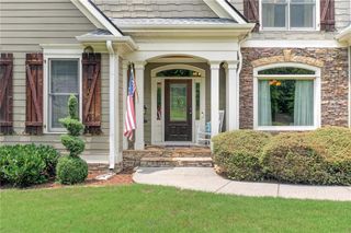 209 Amberleigh Circle, White, GA 30184