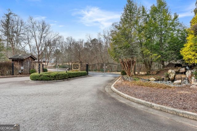 206 Shoals Way, Clarkesville, GA 30523