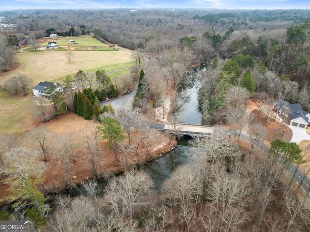 206 Shoals Way, Clarkesville, GA 30523